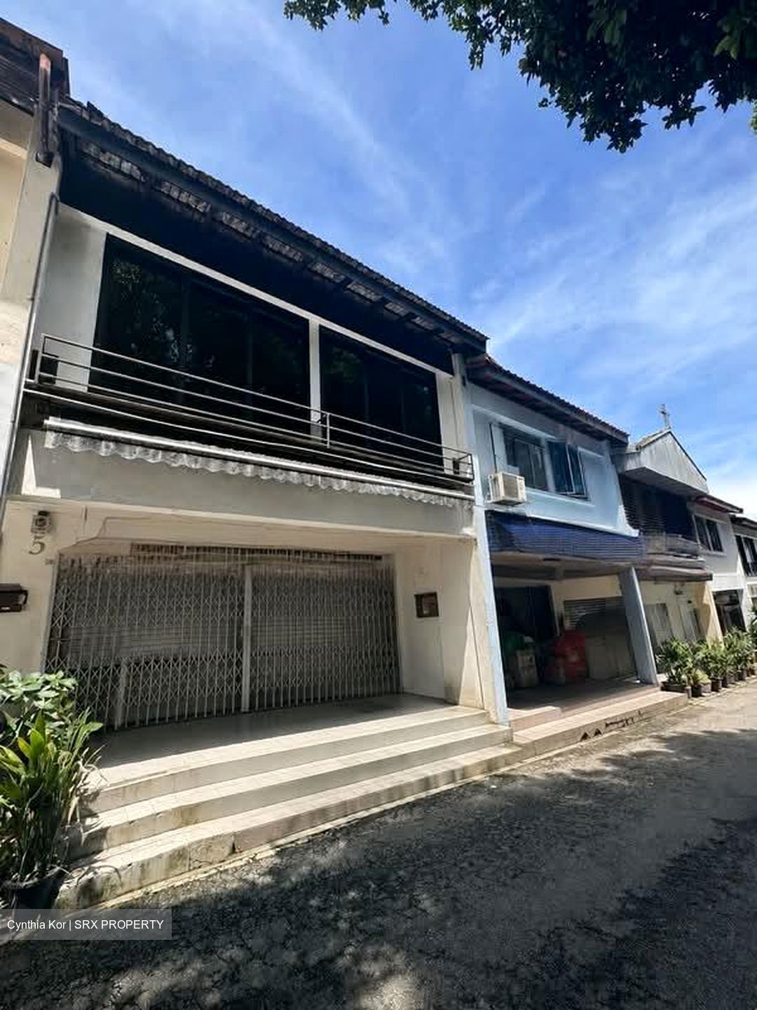 Teachers' Housing Estate (D26), Shop House #559675931